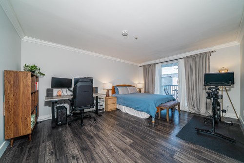 304-7700 Gilbert Road, Richmond, BC 