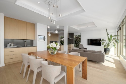 4987 Meadfeild Wynd, West Vancouver, BC 