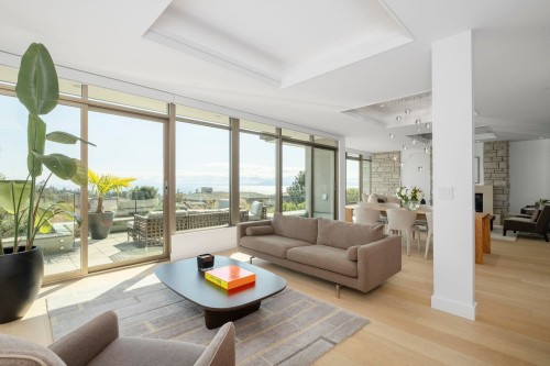 4987 Meadfeild Wynd, West Vancouver, BC 