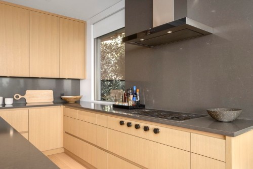 4987 Meadfeild Wynd, West Vancouver, BC 