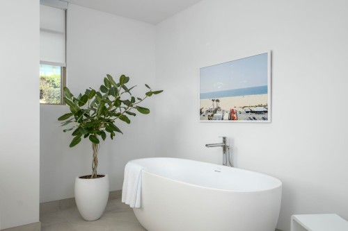 4987 Meadfeild Wynd, West Vancouver, BC 