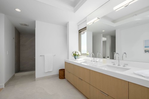 4987 Meadfeild Wynd, West Vancouver, BC 