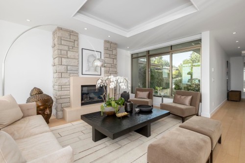 4987 Meadfeild Wynd, West Vancouver, BC 