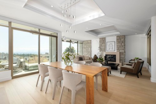 4987 Meadfeild Wynd, West Vancouver, BC 