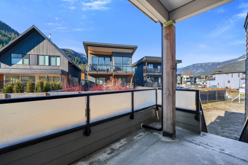 1002 Phare Crescent, Pemberton, BC 