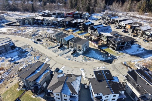 1002 Phare Crescent, Pemberton, BC 