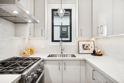 3970 Eton Street, Burnaby, BC 