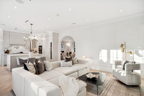 3970 Eton Street, Burnaby, BC 