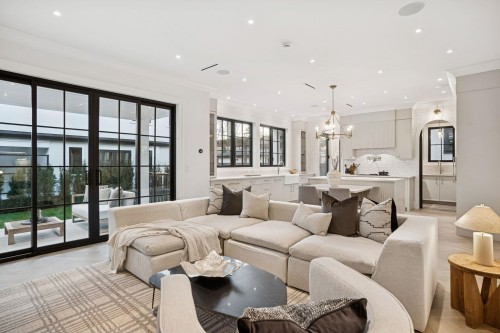 3970 Eton Street, Burnaby, BC 