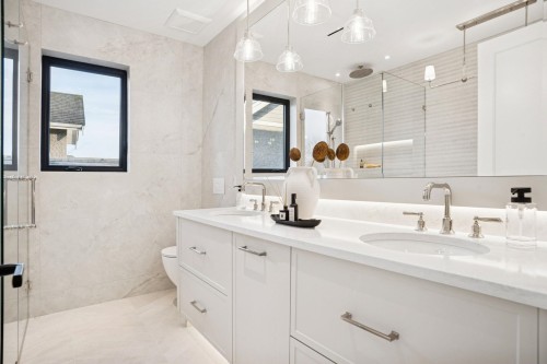 3970 Eton Street, Burnaby, BC 