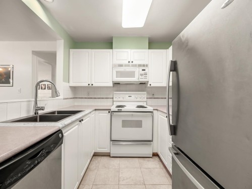 102-3770 Thurston Street, Burnaby, BC 