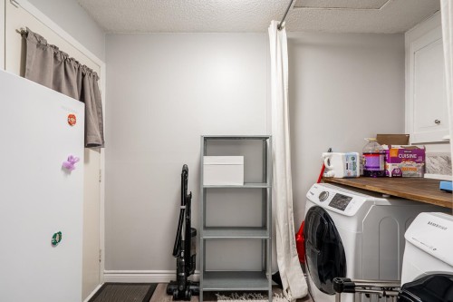 1668 Connaught Drive, Port Coquitlam, BC 