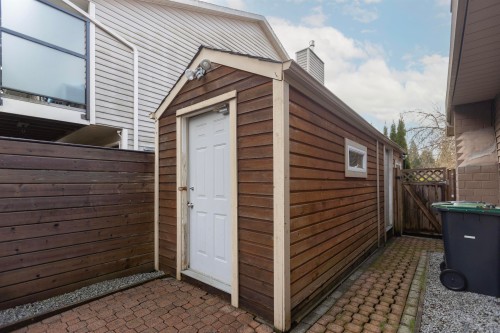 828 Nicolum Court, North Vancouver, BC 