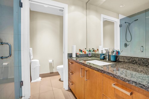 1003-3008 Glen Drive, Coquitlam, BC 