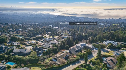 1318 Crestwell Road, West Vancouver, BC 