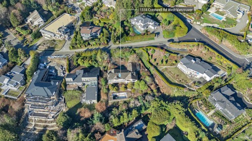 1318 Crestwell Road, West Vancouver, BC 
