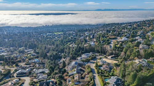 1318 Crestwell Road, West Vancouver, BC 