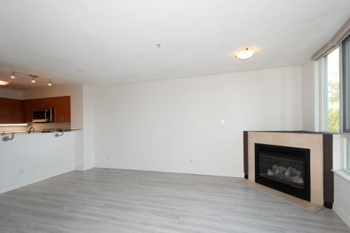 209-63 Keefer Place, Vancouver, BC 