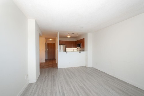 209-63 Keefer Place, Vancouver, BC 