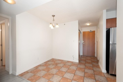 209-63 Keefer Place, Vancouver, BC 