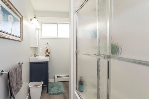 9890 Lyndhurst Street, Burnaby, BC 