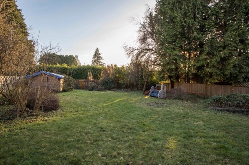 9890 Lyndhurst Street, Burnaby, BC 