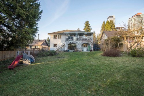 9890 Lyndhurst Street, Burnaby, BC 