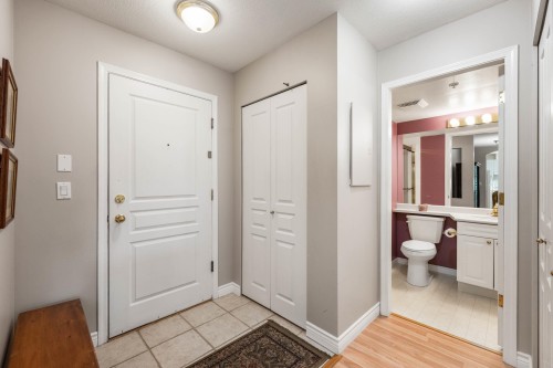 209-4770 52A Street, Ladner, BC 