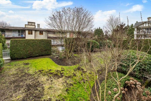 209-4770 52A Street, Ladner, BC 