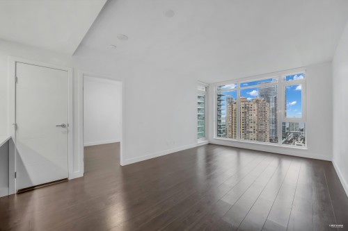 2106-6398 Silver Avenue, Burnaby, BC 