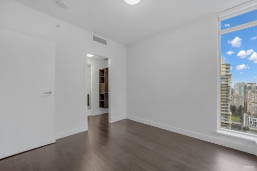 2106-6398 Silver Avenue, Burnaby, BC 