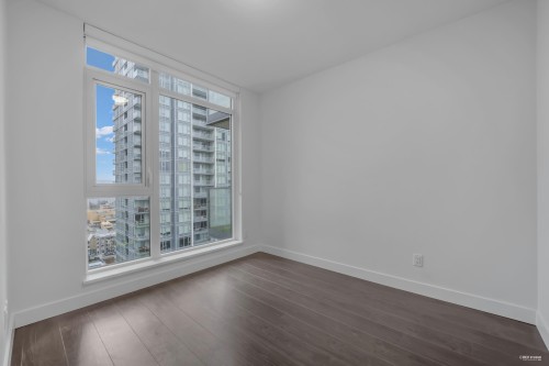 2106-6398 Silver Avenue, Burnaby, BC 