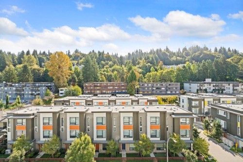 605-3038 St George Street  Port Moody, BC V3H 0L3