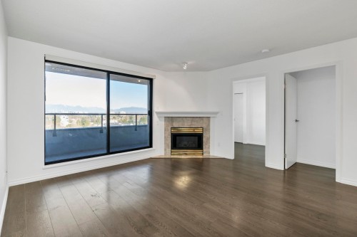 1106-6611 Cooney Road, Richmond, BC 