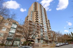 1201-5189 Gaston Street  Vancouver, BC V5R 6C7