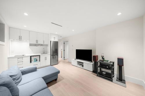 7851 Cartier Street, Vancouver, BC 