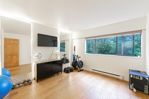 5-1786 Esquimalt Avenue, West Vancouver, BC 