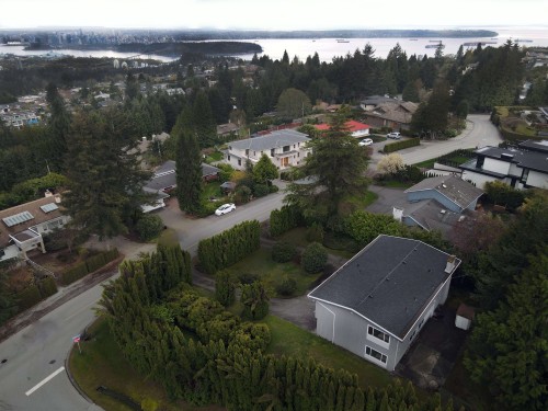 905 Greenwood Road, West Vancouver, BC 