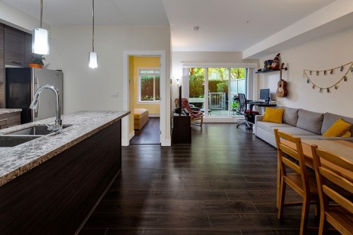 106-7377 14Th Avenue, Burnaby, BC 