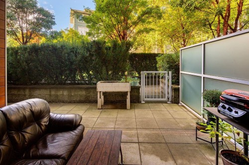 106-7377 14Th Avenue, Burnaby, BC 