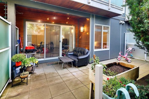 106-7377 14Th Avenue, Burnaby, BC 