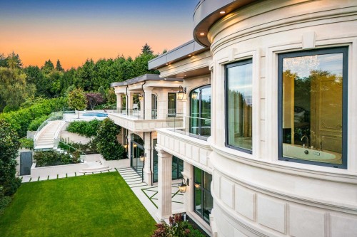 839 Eyremount Drive, West Vancouver, BC 