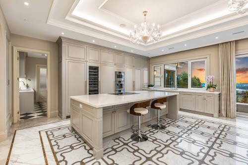 839 Eyremount Drive, West Vancouver, BC 