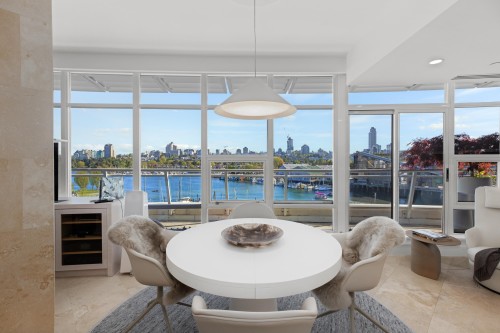 701-628 Kinghorne Mews, Vancouver, BC 