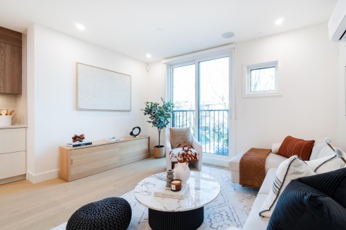 103-1550 3Rd Avenue E, Vancouver, BC 