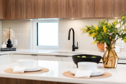 122-1552 3Rd Avenue E, Vancouver, BC 