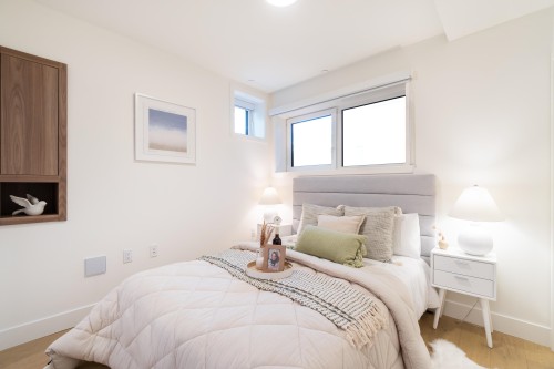 104-1550 3Rd Avenue E, Vancouver, BC 