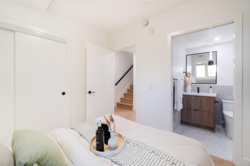 104-1550 3Rd Avenue E, Vancouver, BC 