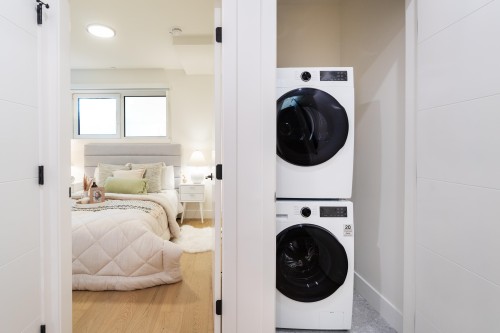 104-1550 3Rd Avenue E, Vancouver, BC 