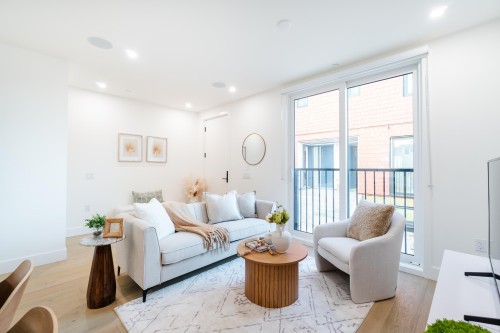 104-1550 3Rd Avenue E, Vancouver, BC 